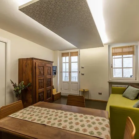 Maison Ginod & Les Fleurs Apartment