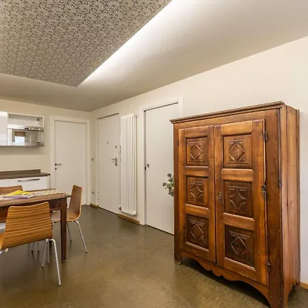 Maison Ginod & Les Fleurs *